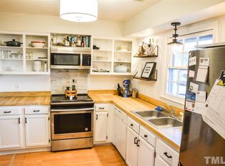 130 Shady Meadow Cir, Cary, NC 27513