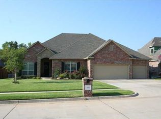408 War Eagle Ln, Yukon, OK 73099