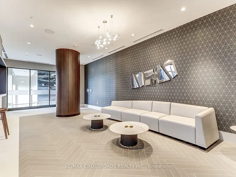2550 Simcoe St N #1021 — Photo 6