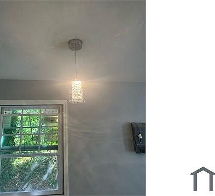 4th image of 685 Bolton Rd NW