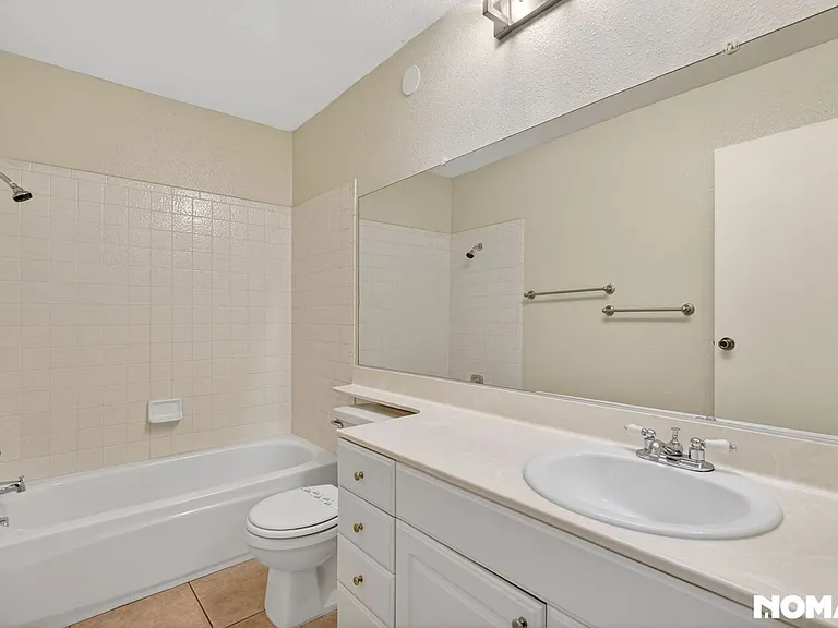 4628 Michillinda Ln — Photo 19
