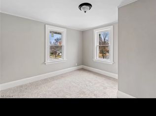 1364 Arnold Ave, Akron, OH 44305