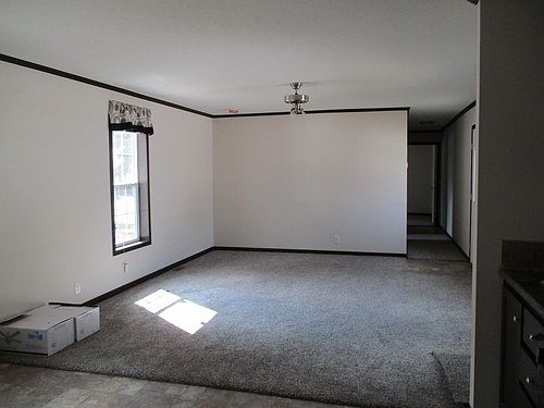 4th image of 120 Linden Blvd