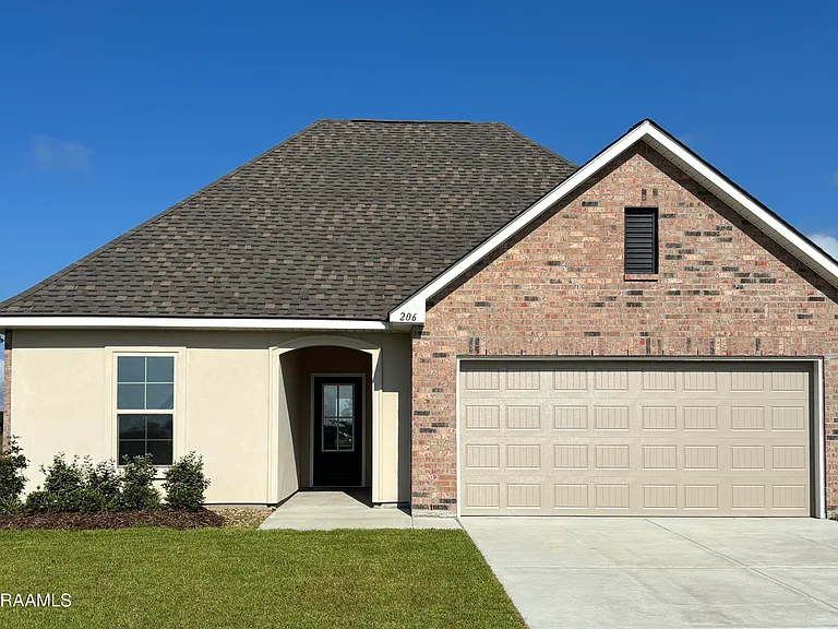 206 Yellowfin Ln — Photo 1