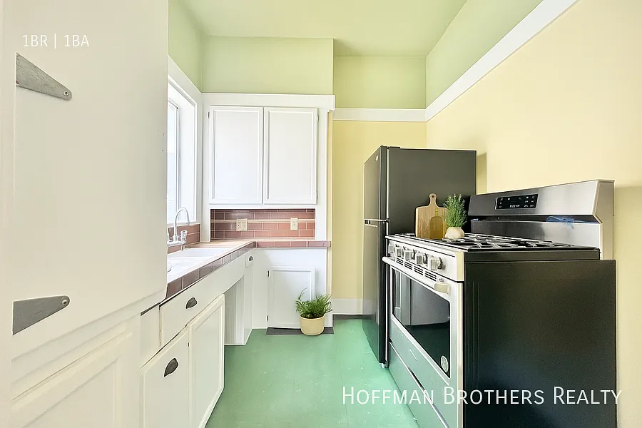 1032 Albany St Los Angeles, CA 90015 — Photo 3