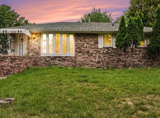 7518 4th St NE, Fridley, MN 55432