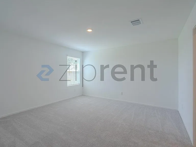 31416 Pratola Serra Cir — Photo 15