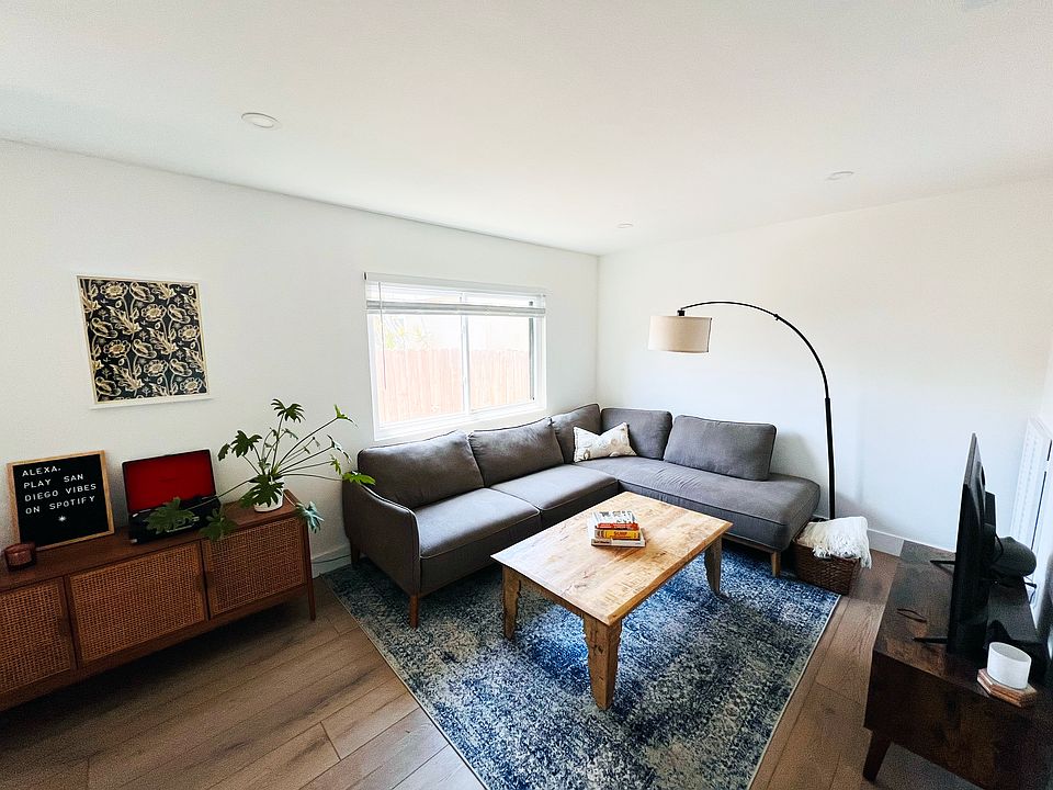 1st image of 4055 Jewell St
