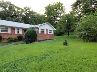 120 Malvern Rd, Oak Ridge, TN 37830