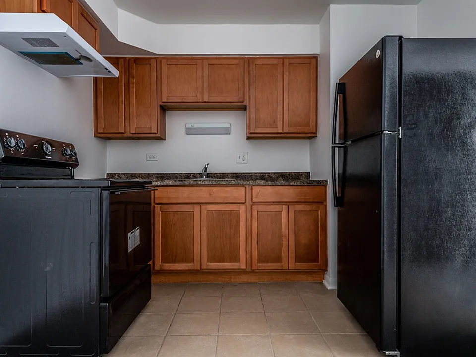 14538 S Cottage Grove
