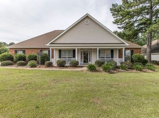 212 Laurel Brook Dr, Warner Robins, GA 31088