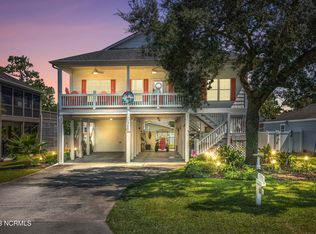 130 NE 30th St, Oak Island, NC 28465