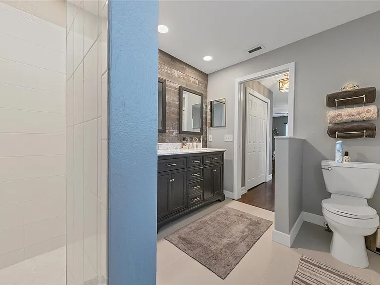 4624 73rd St E — Photo 16