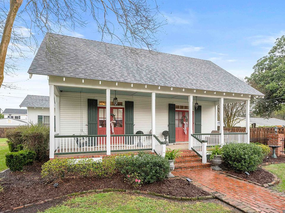 1st image of 310 Lee Ave