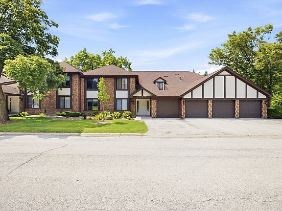3rd image of 5804 Doe Cir #6