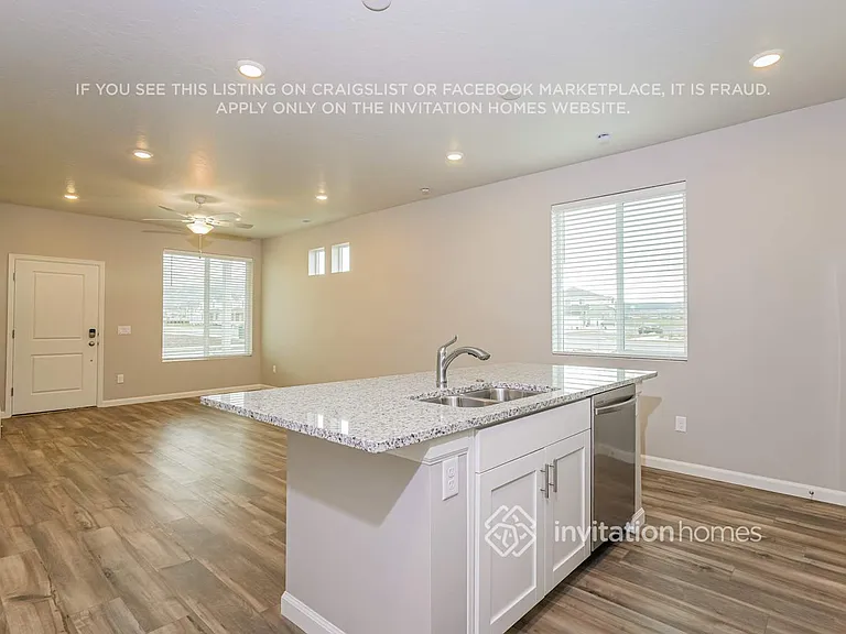 238 E Harker Creek St — Photo 8