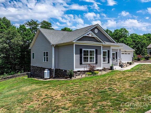 2nd image of 4344 Boulder Dr