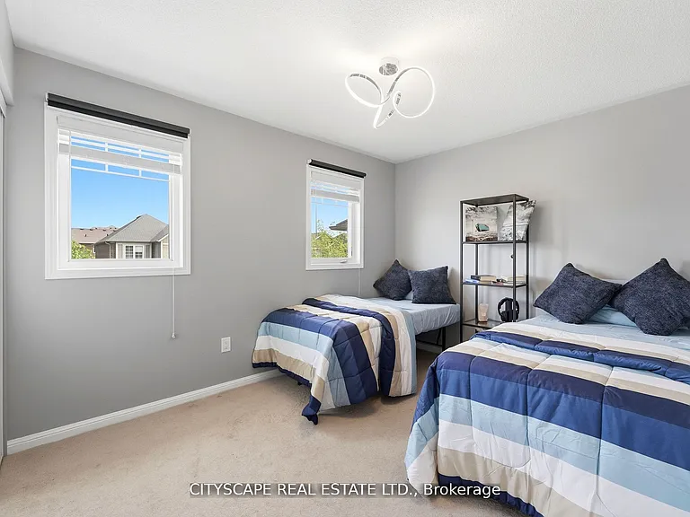 305 Gleave Ter — Photo 26