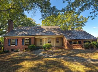 3434 W Ridge Cir SW, Roanoke, VA 24014