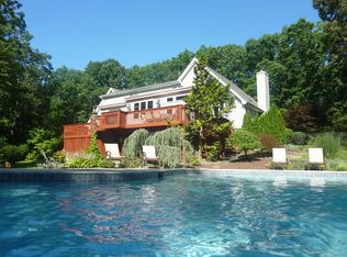 3 Moonlight Ct, Millstone Township, NJ 08510