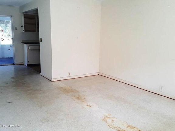 3rd image of 5 Coquina Blvd