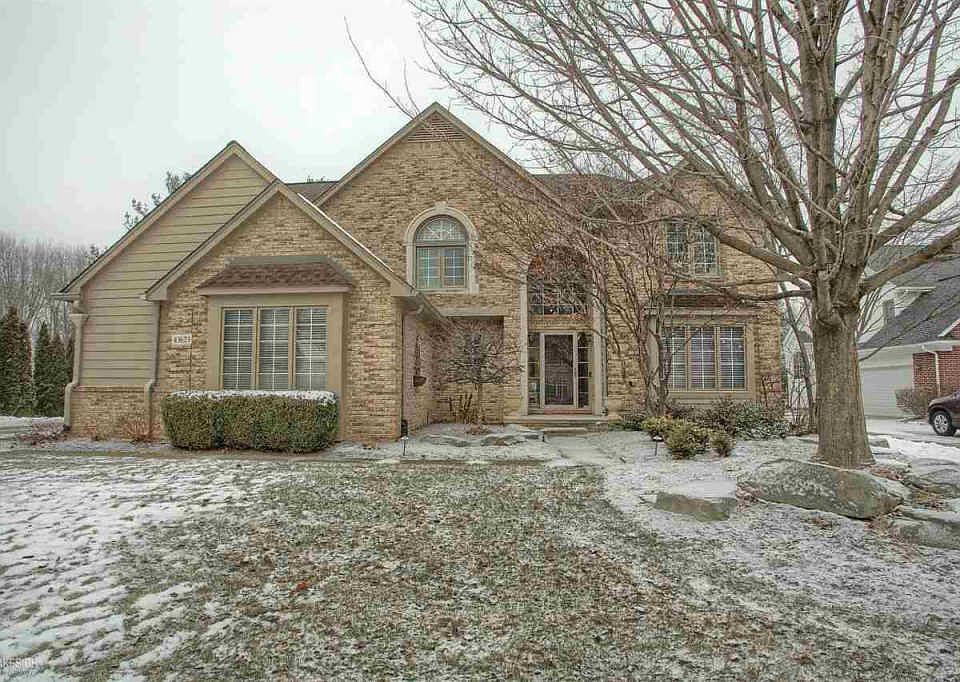 1st image of 43623 Saint Ives Ct