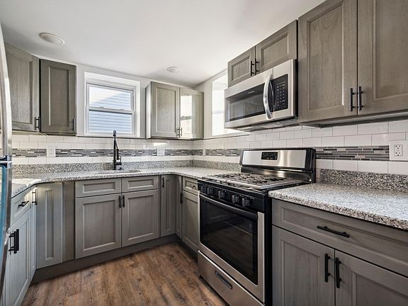 2nd image of 1231 N 16th St Floor 2