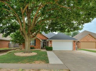 4932 Baker St, Norman, OK 73072