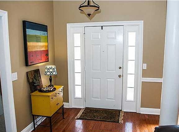 Beautiful home in Laurelwood subdivision which has 2 community pools, exercise room, walking/biking 