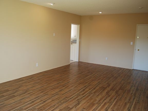 5th image of 6932 Morella Ave APT 3