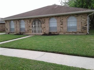 7451 Scottsdale Dr, New Orleans, LA 70127
