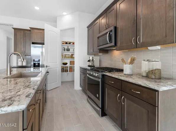 7501 W Janusia Ln, Marana, AZ 85658
