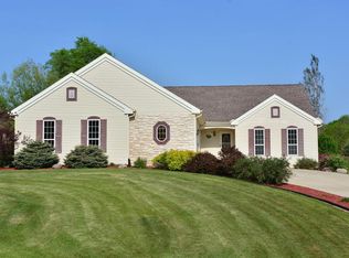 W220N7288 Coventry Meadows Ct, Lisbon, WI 53089