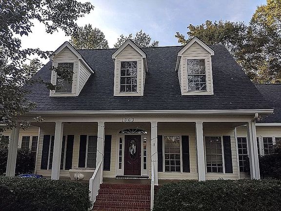 2nd image of 1363 Mullis Rd