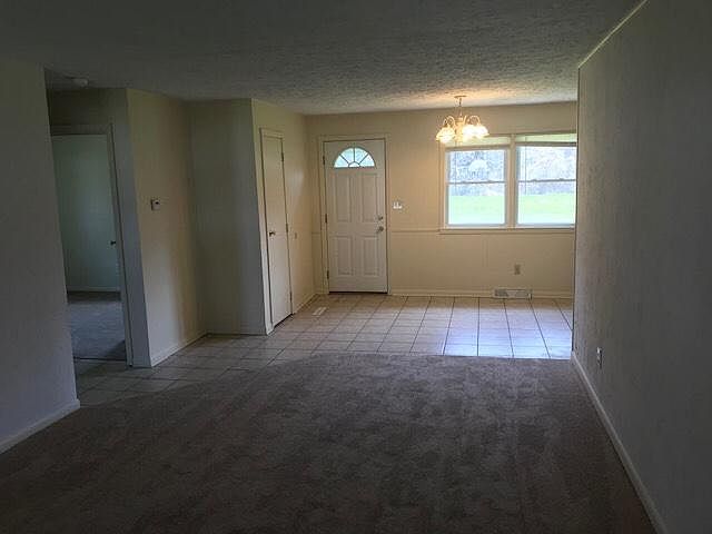 2nd image of 611 W 36th St #611