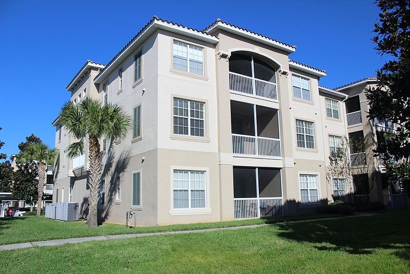 1st image of 3001 Laurel Park Ln Unit 208