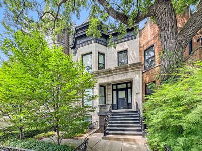 822 W Oakdale Ave, Chicago, IL, 60657