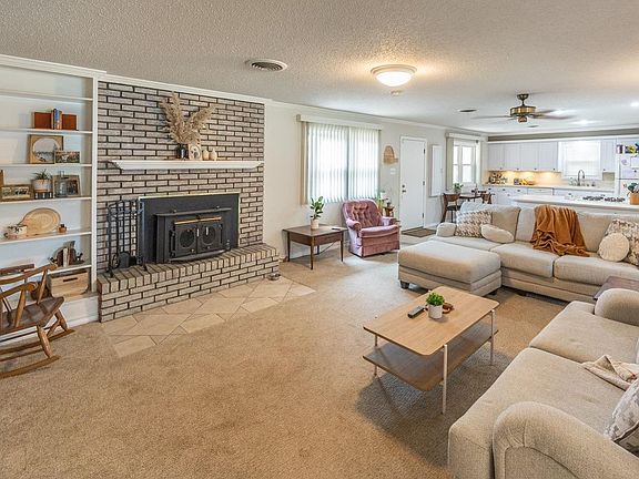2nd image of 6208 Kenosha Dr