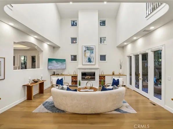 2300 John St, Manhattan Beach, CA 90266