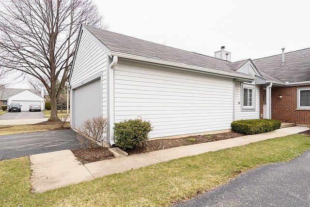 1st image of 129 S Lawford Ct