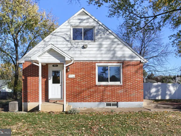 343 S Sporting Hill Rd, Mechanicsburg, PA 17050