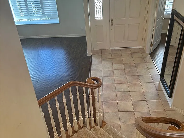 20616 Merridy St — Photo 8