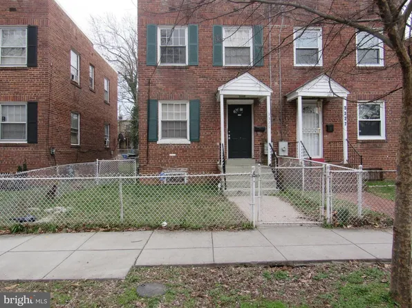 3329 Dubois Pl SE, Washington, DC 20019