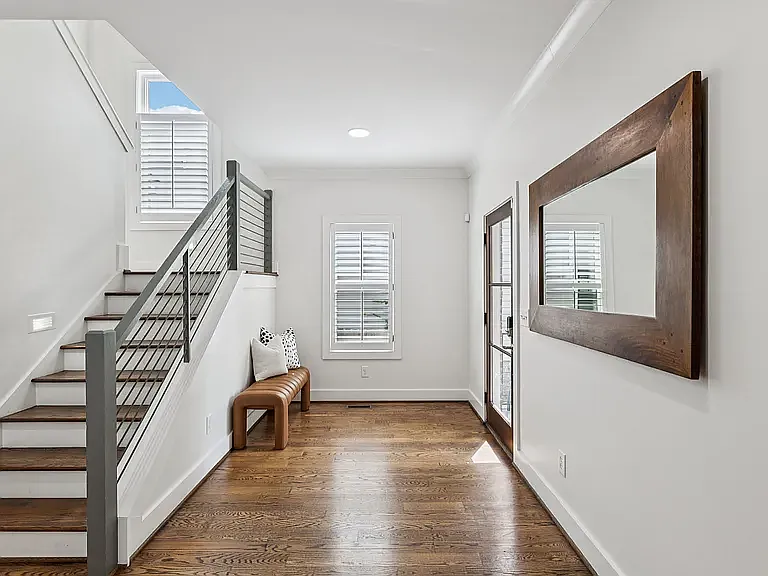 2302 Sunset Pl — Photo 21