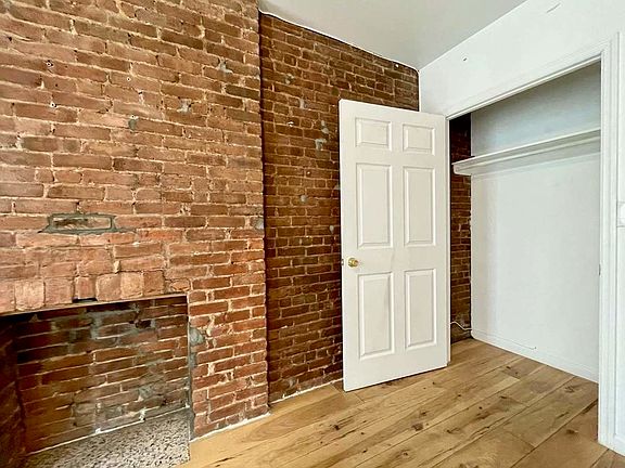3rd image of 396 3rd Ave APT 3S