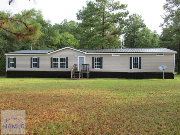 114 Victory Dr, Collins, GA 30421