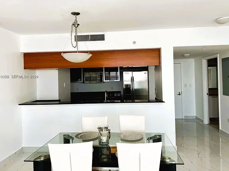1800 N Bayshore Dr #3807 — Photo 10
