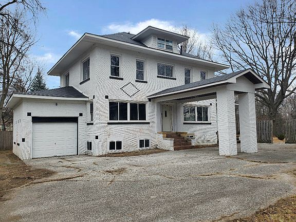 4th image of 3118 Fall Creekway Parkway Dr