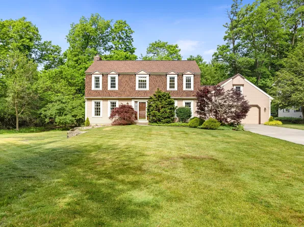 115 Cascade Dr, Battle Creek, MI 49015