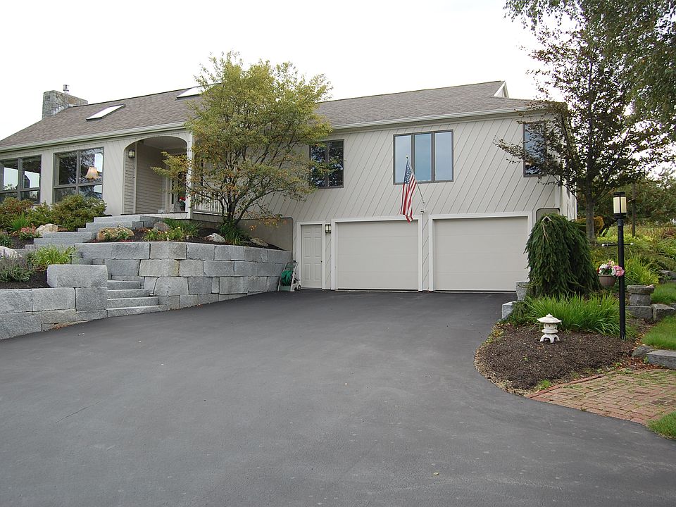 2nd image of 37 Gilman Dr
